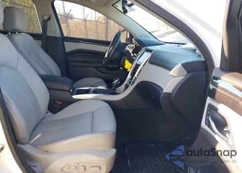 2014 Cadillac Srx Performance Collection z USA, uszkodzony, nr VIN 3GYFNFE31ES578443